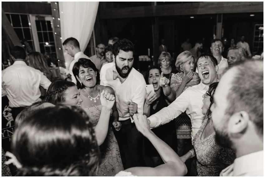 urban-row-photo-wyndridge-farm-wedding-photographer_0048.jpg