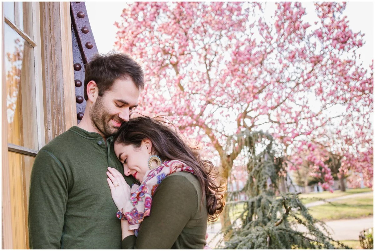 urban-row-photo-patterson-park-engagement-photos_0002.jpg