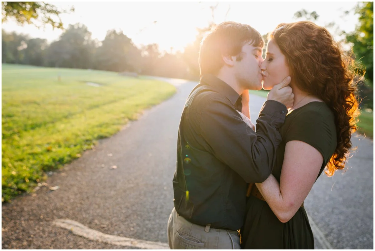 urban-row-photography-golden-hour-engagement_0008.jpg
