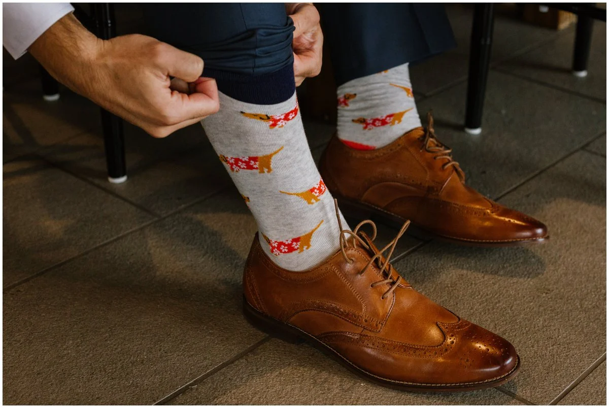 urban-row-photo-groom-wedding-socks-fox_0005.jpg
