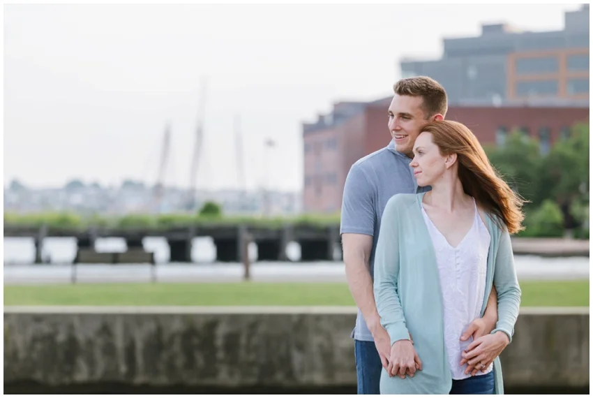 urban-row-photo-baltimore-waterfront-engagement_0017.jpg