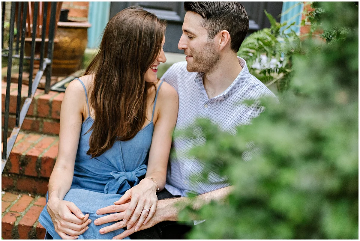 urban-row-photo-candid-annapolis-engagement_0010.jpg