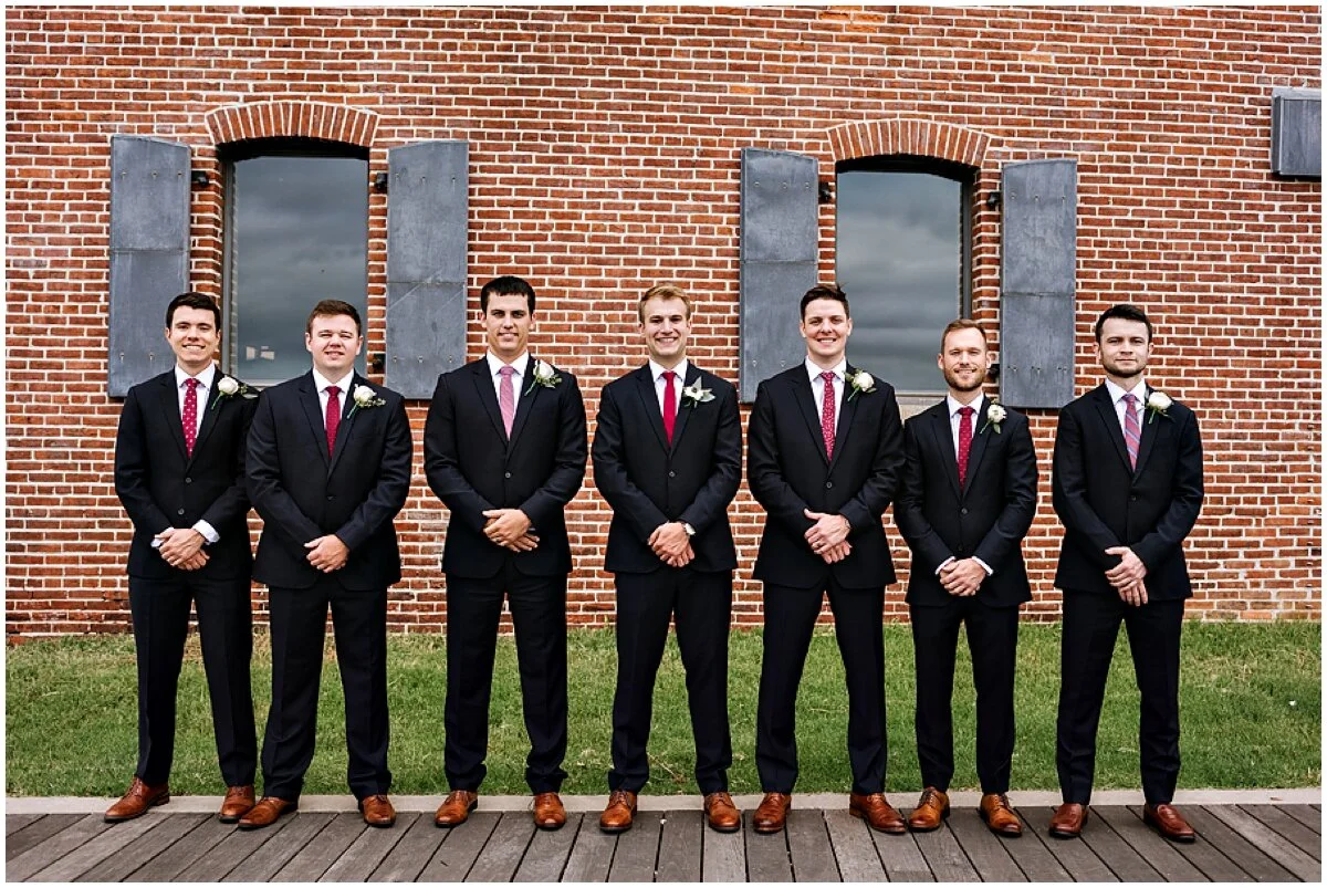 urban-row-photo-groomsmen-navy-suits-red-ties_0038.jpg