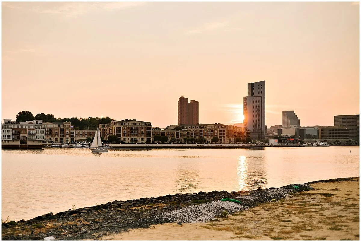 urban-row-photo-sunset-baltimore-engagement_0027.jpg