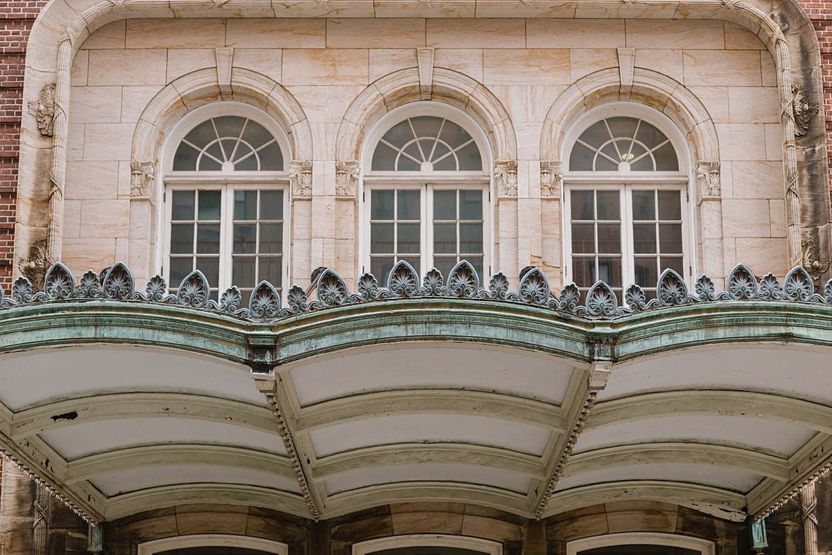 urban-row-photo-classic-mt-vernon-engagement-photos_0013.jpg