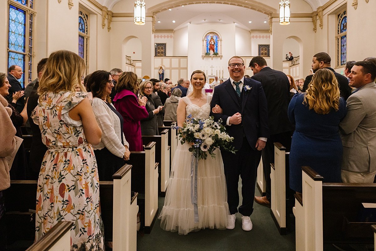 urban-row-photo-fun-joyful-ellicott-city-church-wedding_0025.jpg