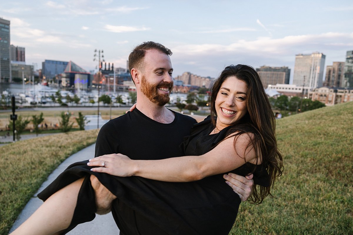 urban-row-photo-candid-chic-baltimore-engagement-session_0014.jpg