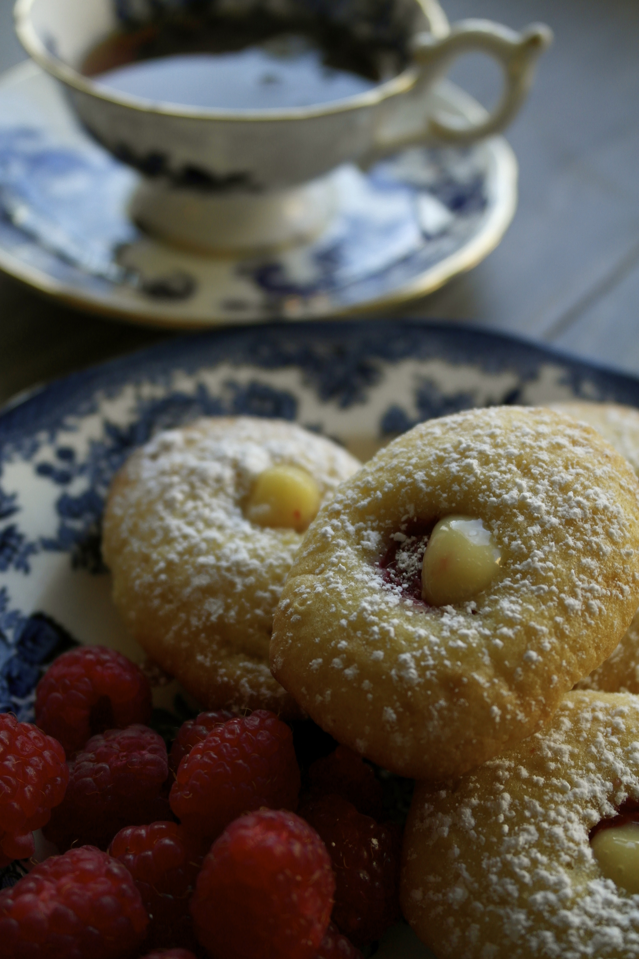 French Madeleines with lemon curd 6.jpg