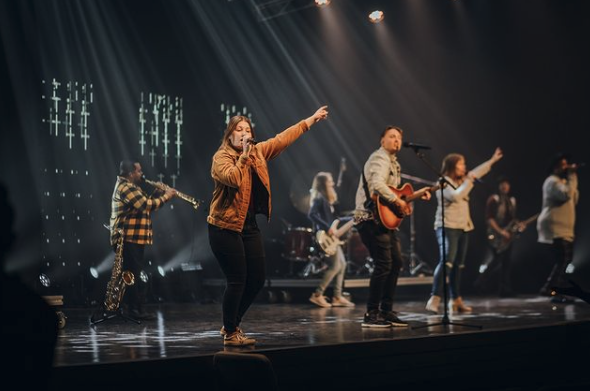ZPL provided the full lighting rig LD Scott LeBeau
