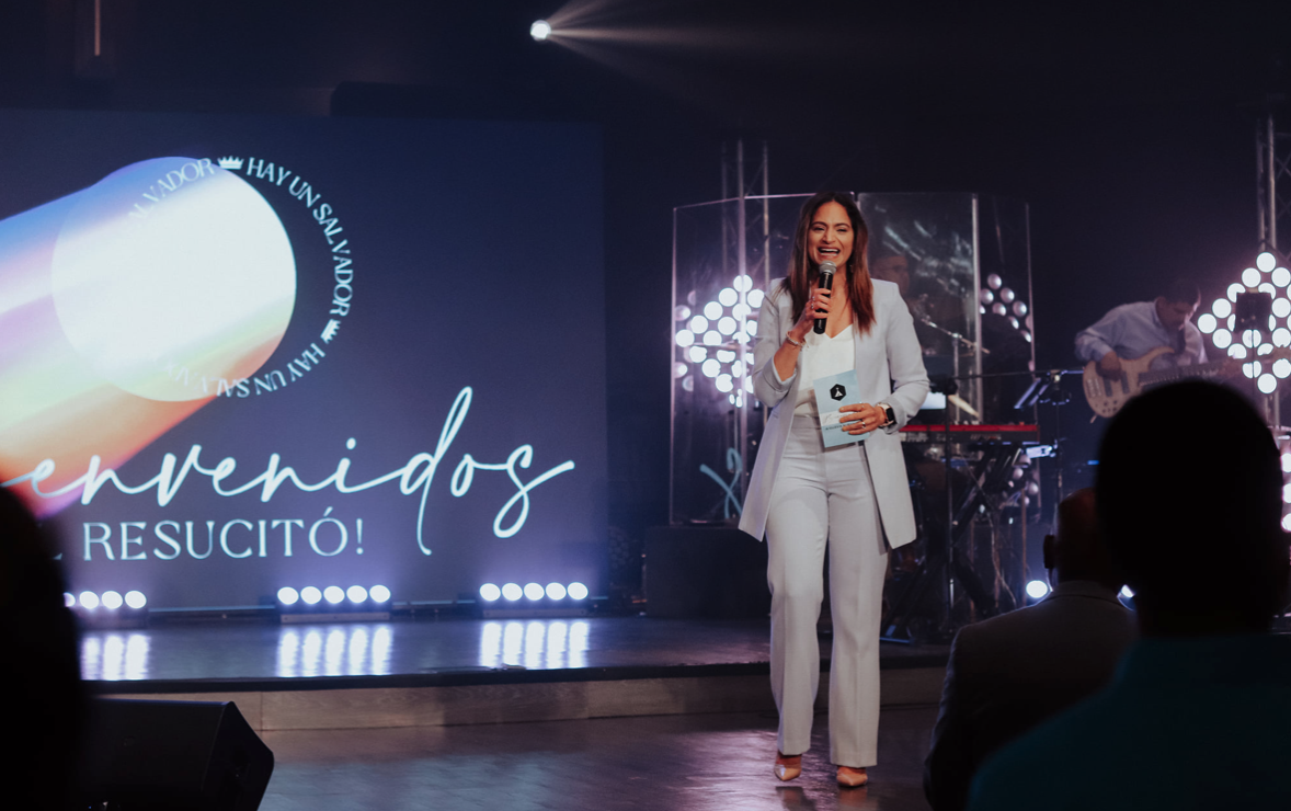 Iglesia Nueva Vida Easter 2021 