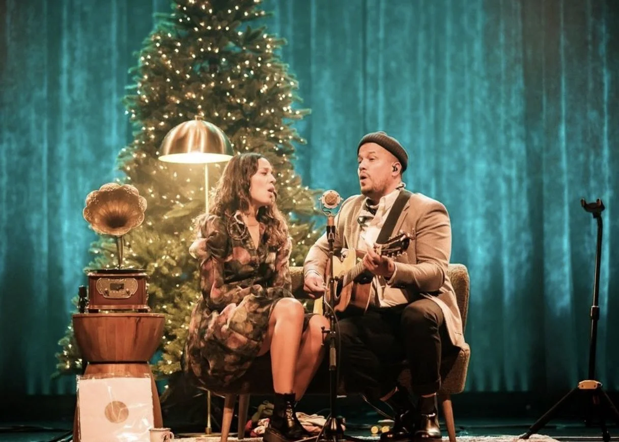 Johnny Swim Christmas tour 2022  ( LD Wes Williams ) 