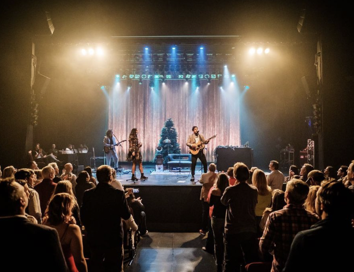 Johnny Swim Christmas tour 2022  ( LD Wes Williams ) 