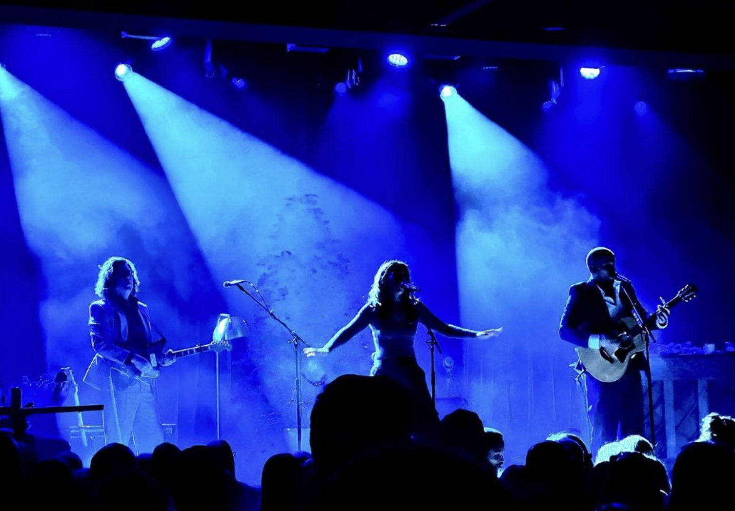 Johnny Swim Christmas tour 2022  ( LD Wes Williams )  
