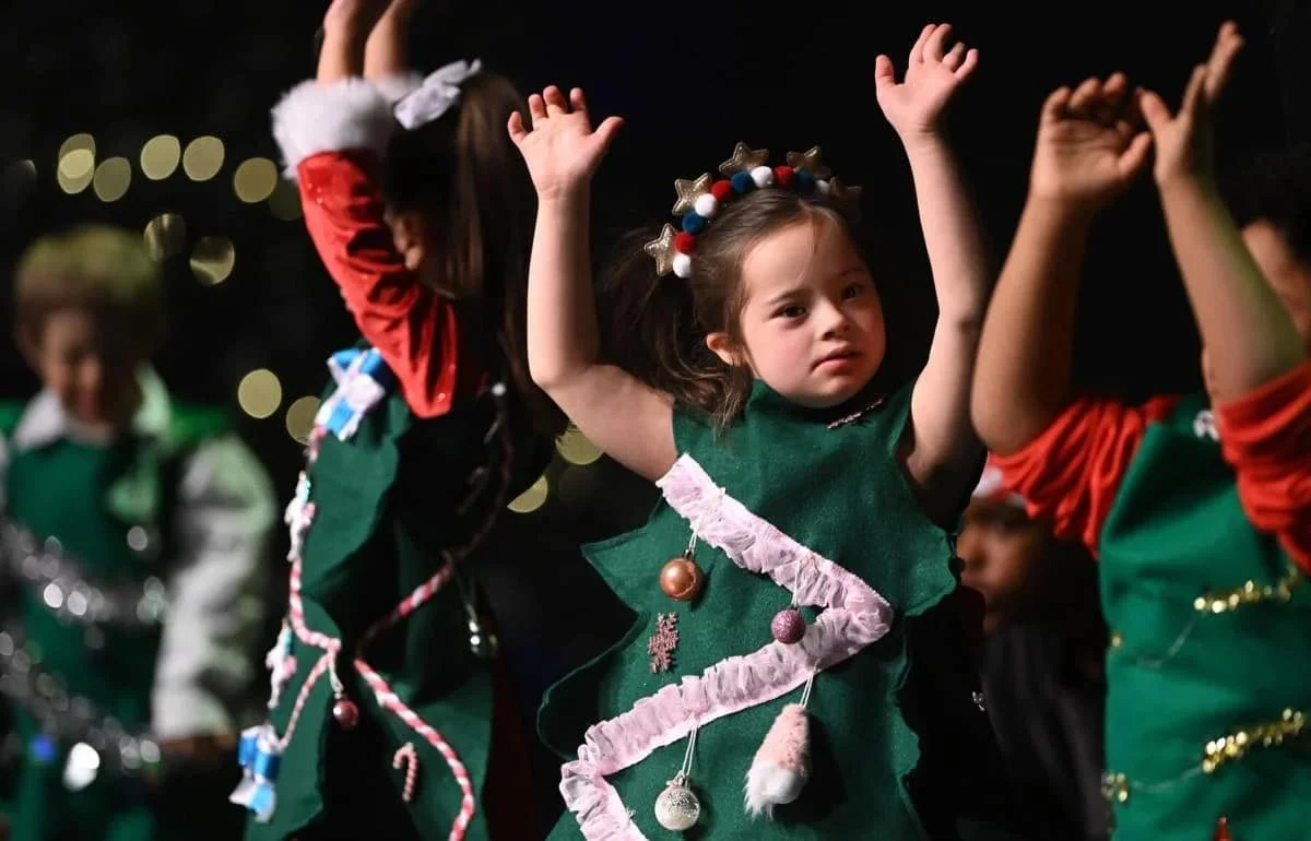 Friends of Club 21 Christmas Show with Jared Anderson 