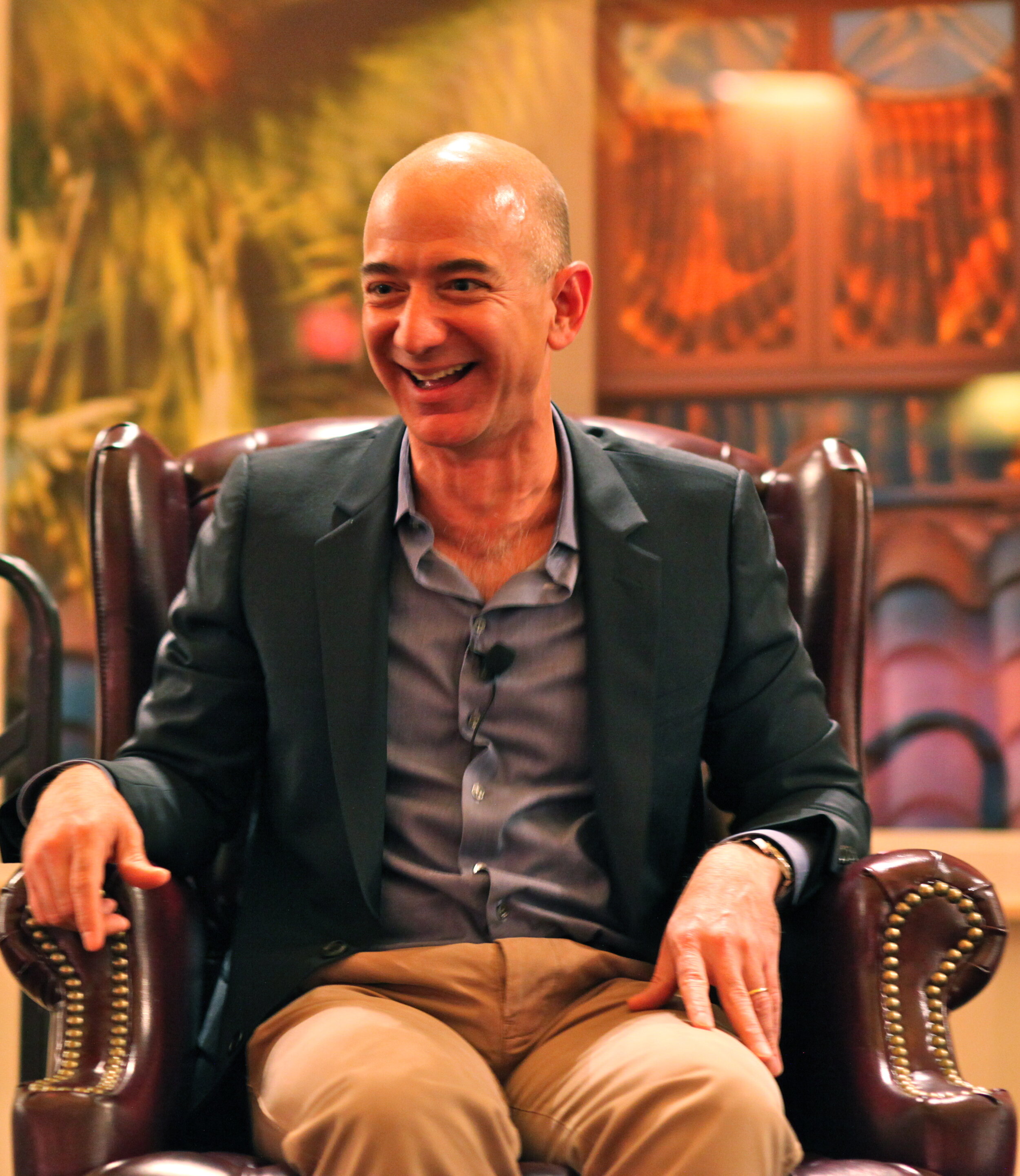 Jeff Bezos Steps Down and Twists His Ankle. He’s Fine Now.