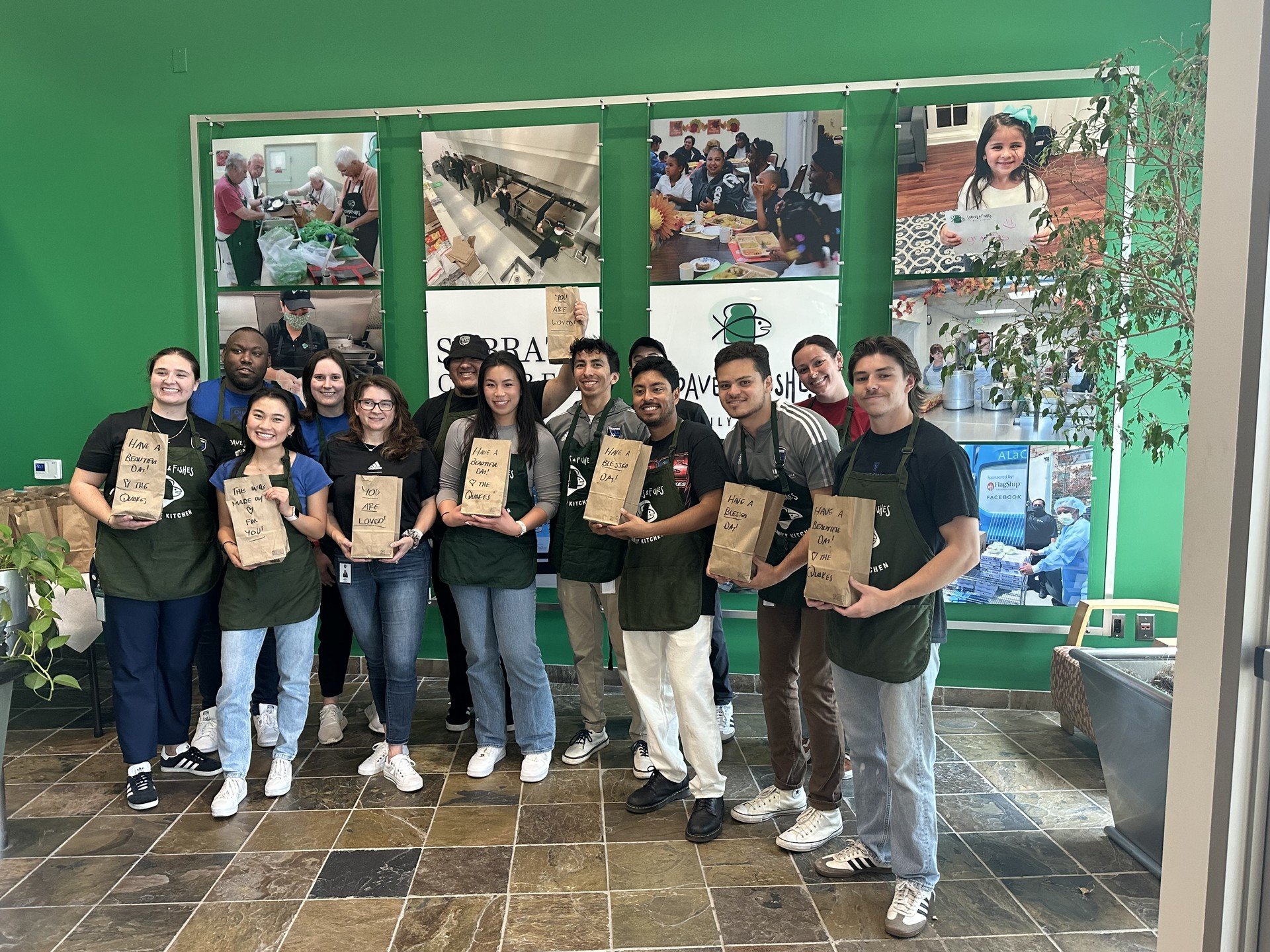 Thank you, @sjearthquakes and their incredible front office team, for their recent visit to the #loavesandfishes office. They volunteered their time to assemble Brown Bag Lunches, which will be distributed to our unhoused community within the next 48