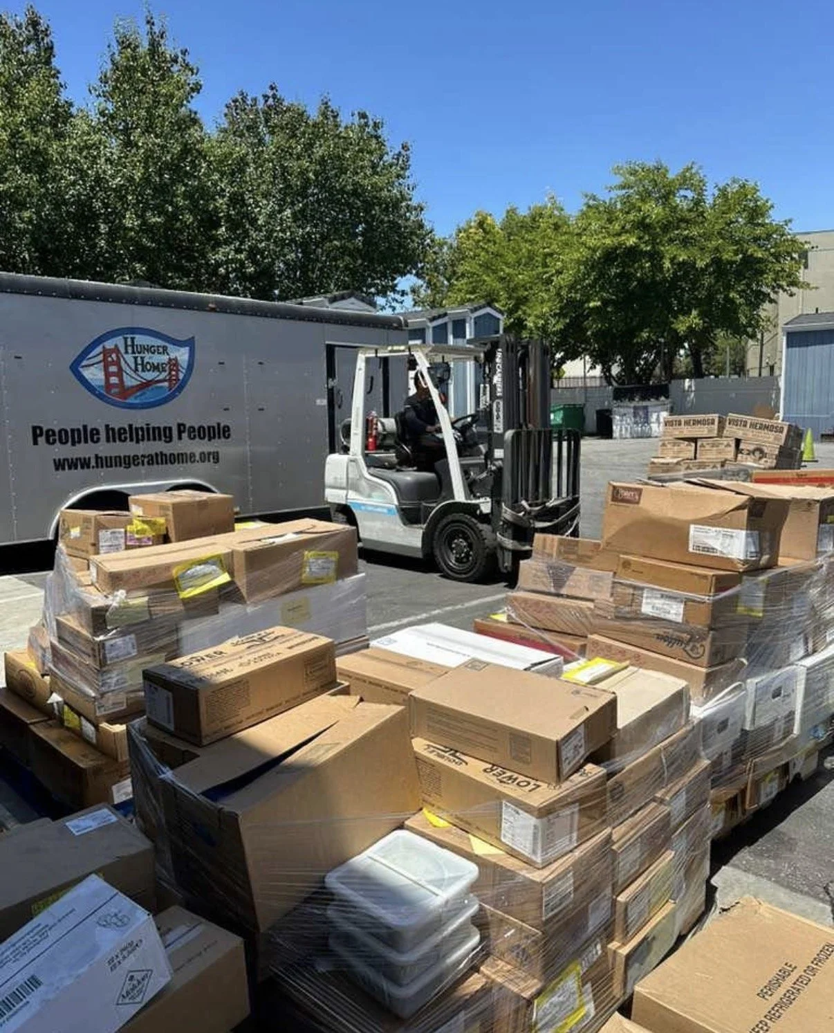      

 
    Hunger at Home and Loaves &amp; Fishes Family Kitchen Announce Joint Venture to Expand Food Recovery and Feed More Bay Area Families  
 




















  
  



    

 
     Organizations estimate the collaboration will reduce food 