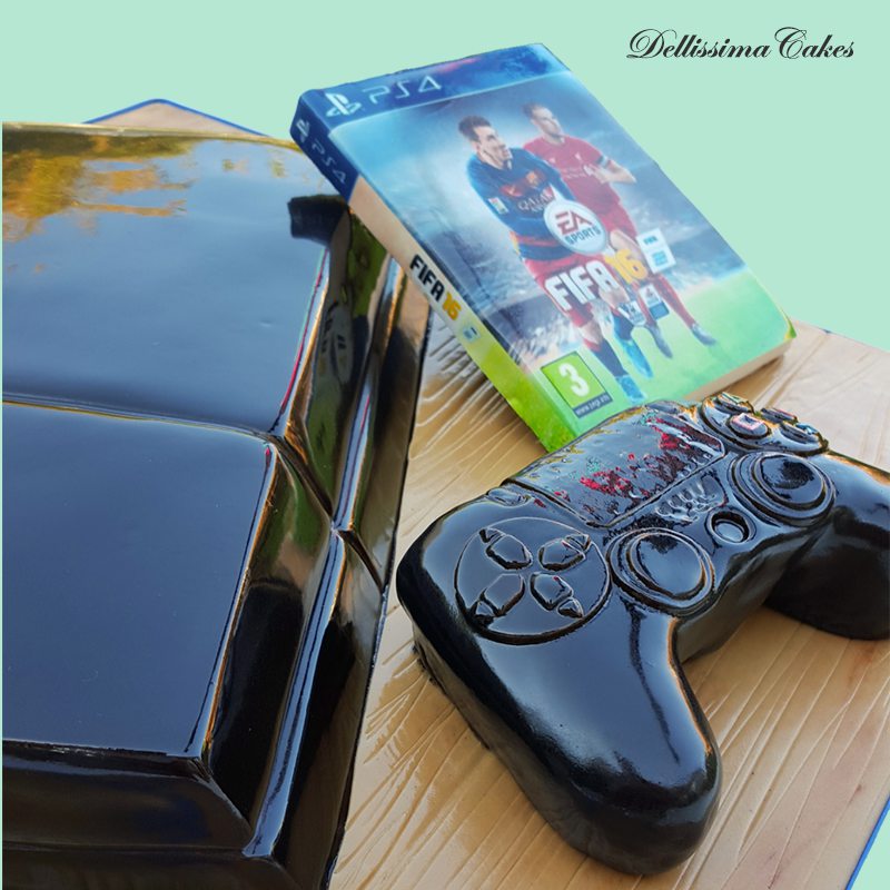 ps4-fifa-birthday-cake-2.jpg