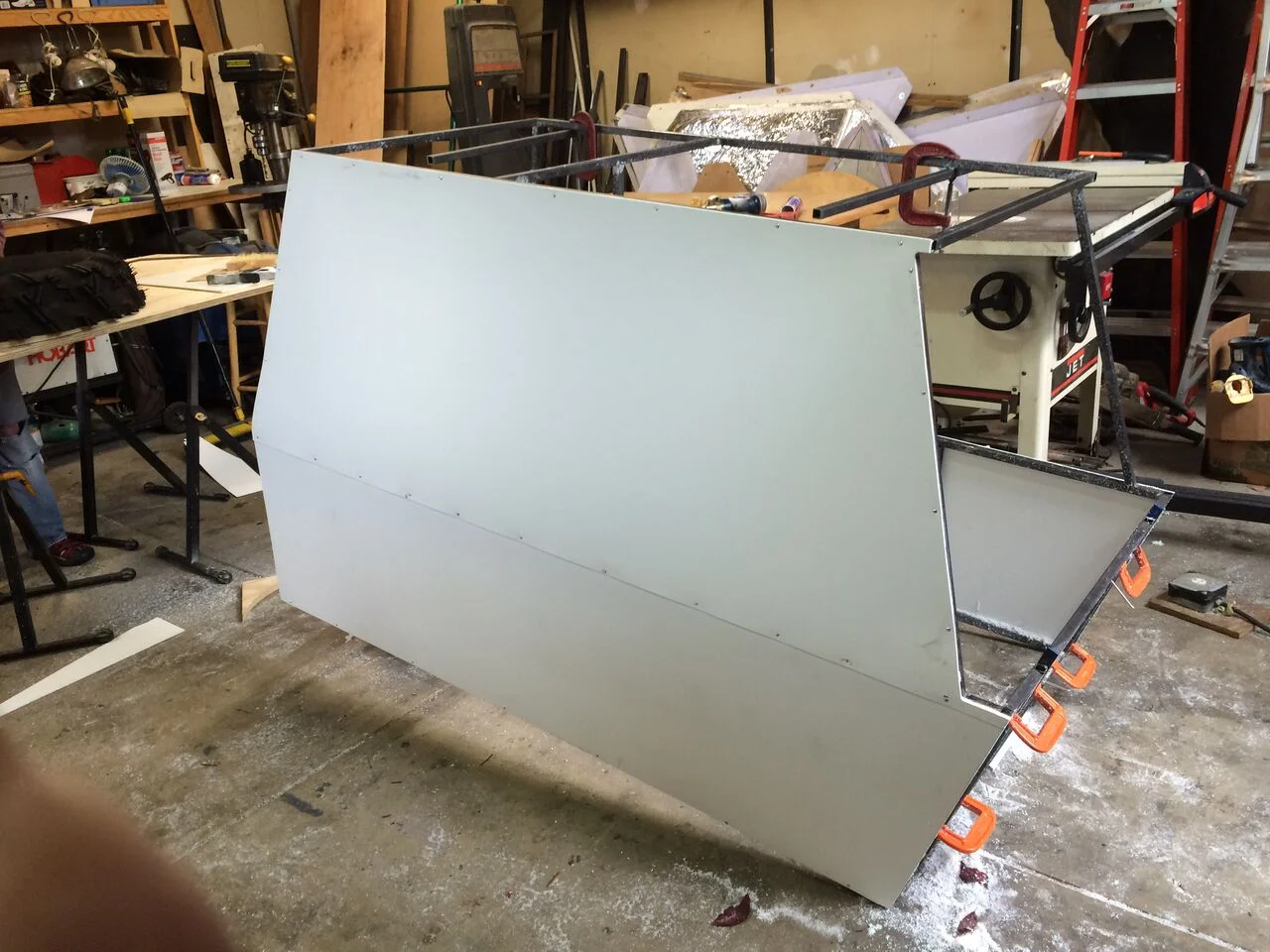 Steel frame with plastic sintra base