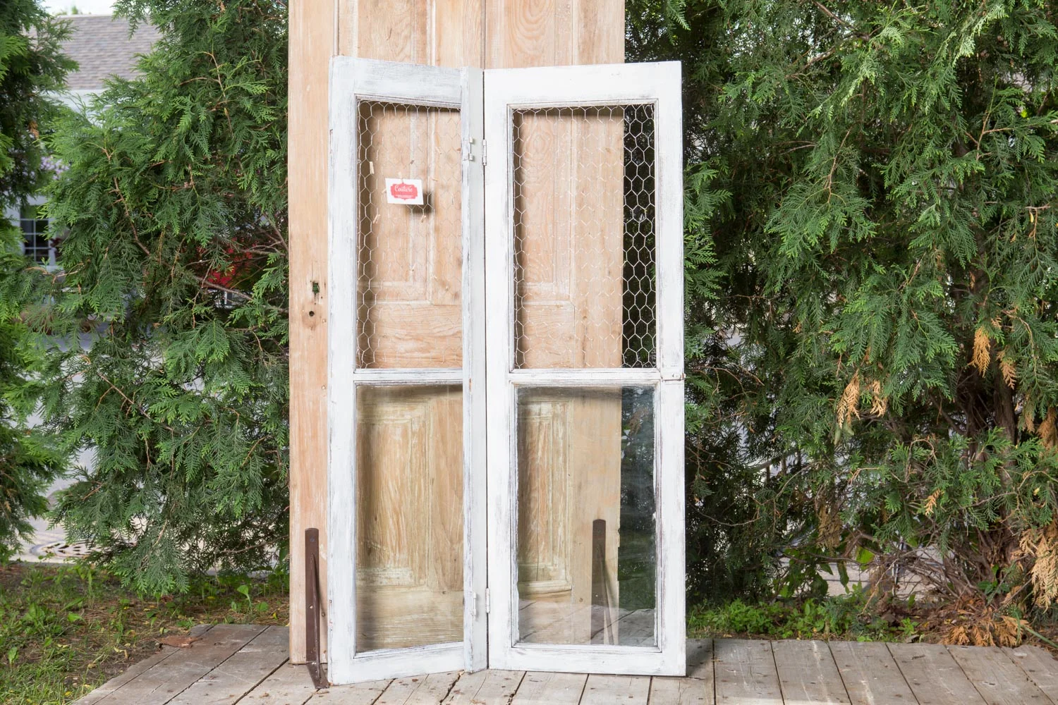 Chicken Wire Window 10- per section