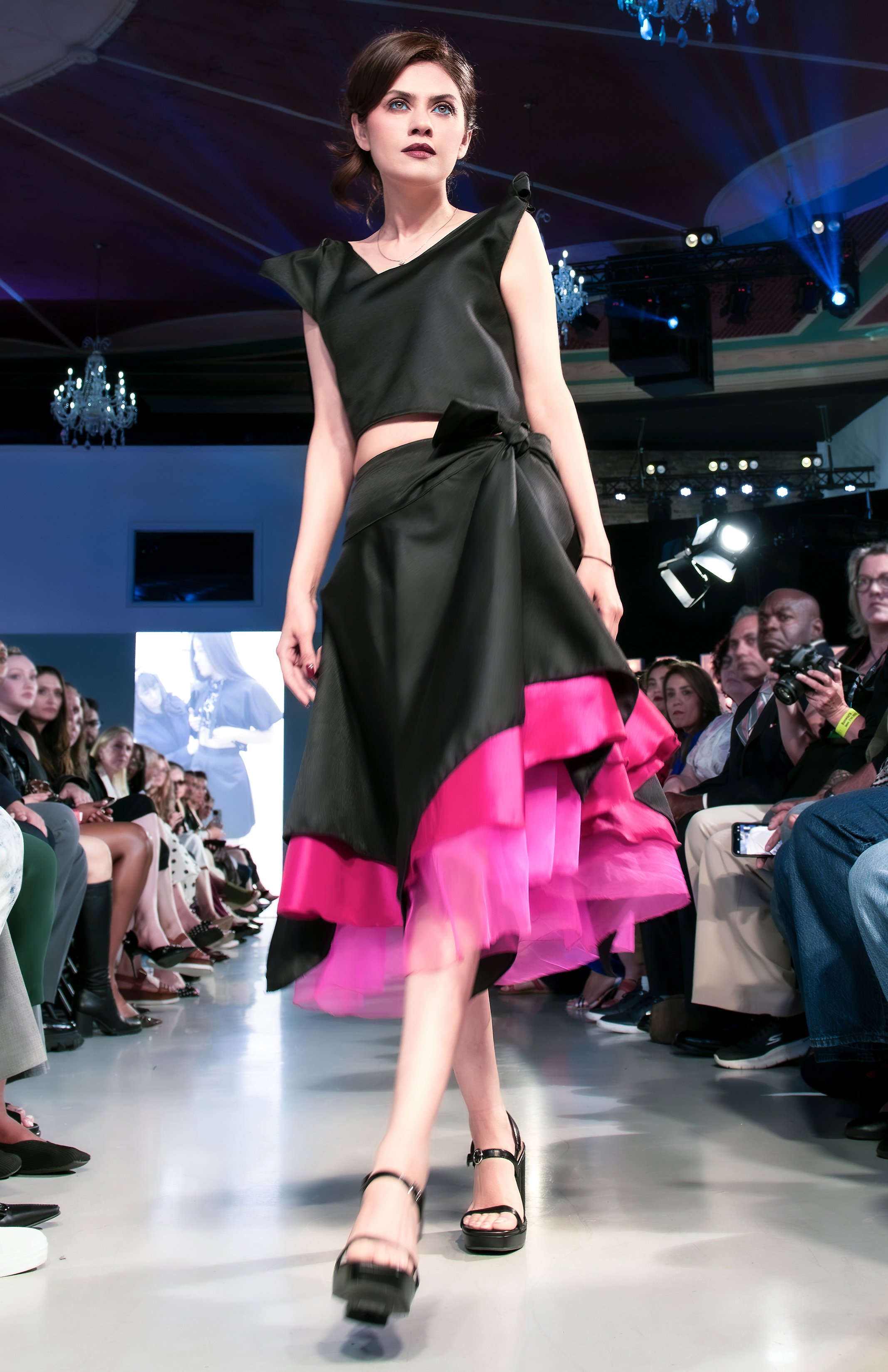 Runway.to / Designer Jansu Jan / @jansu8080
