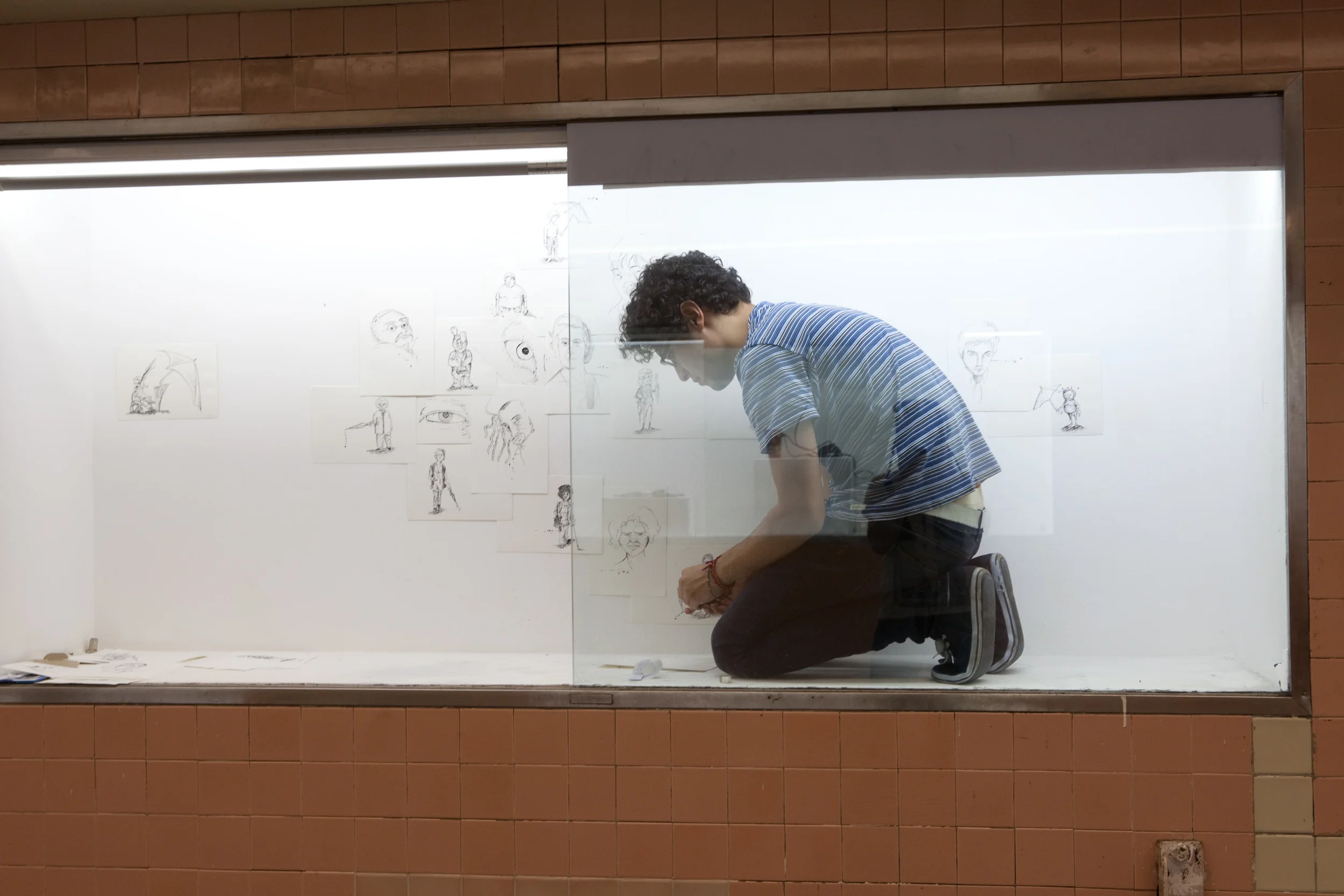 Platform Gallery. Artwork by Juan Chacolier. Image by Richard Pendavingh 