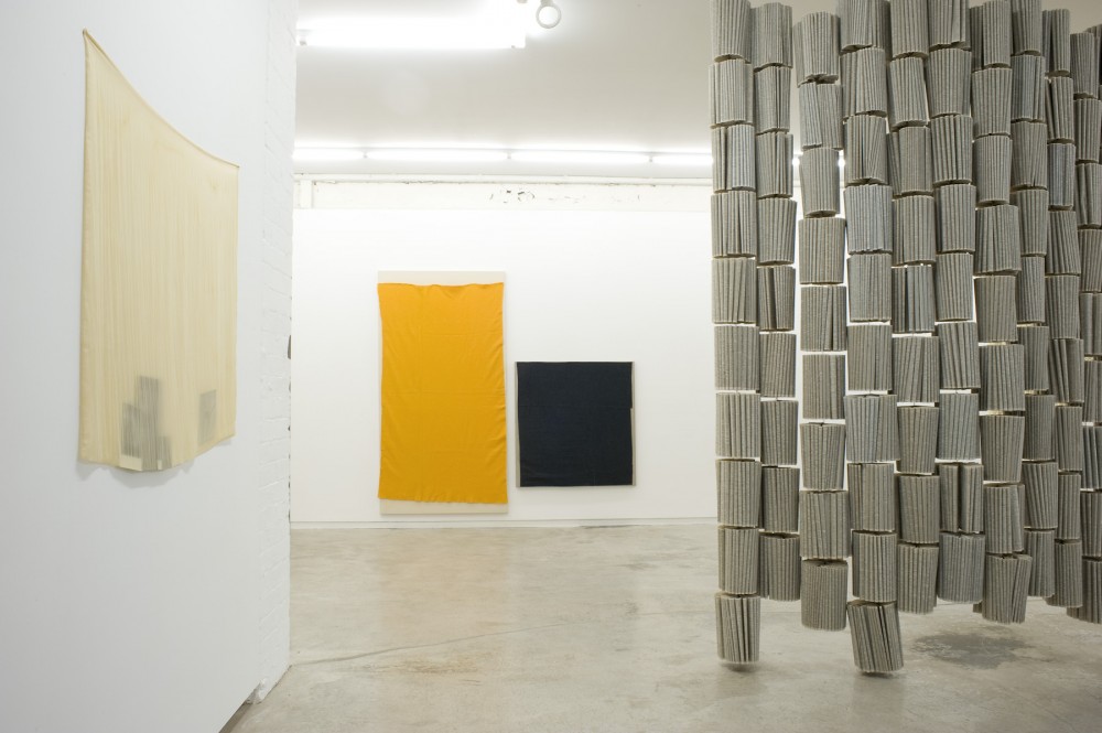 Exhibition Discrete Objects . Artworks by Lauren Berkowitz, Alex Martinis Roe, Elizabeth Newman and Sriwhana Spong. Curated by Melissa Loughnan and Helen Hughes.
