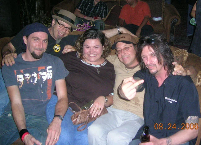 az-phil-lonn-cheryl-snake-8-24-06-b.jpg