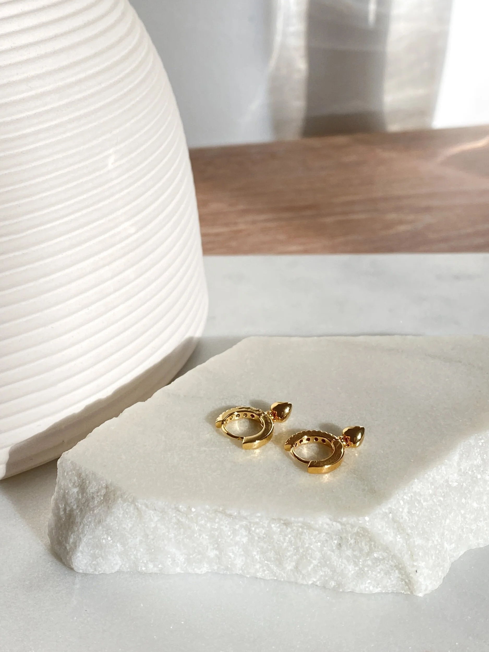 6B2ECCAF-8139-43E4-8A37-42D6BF07E62E