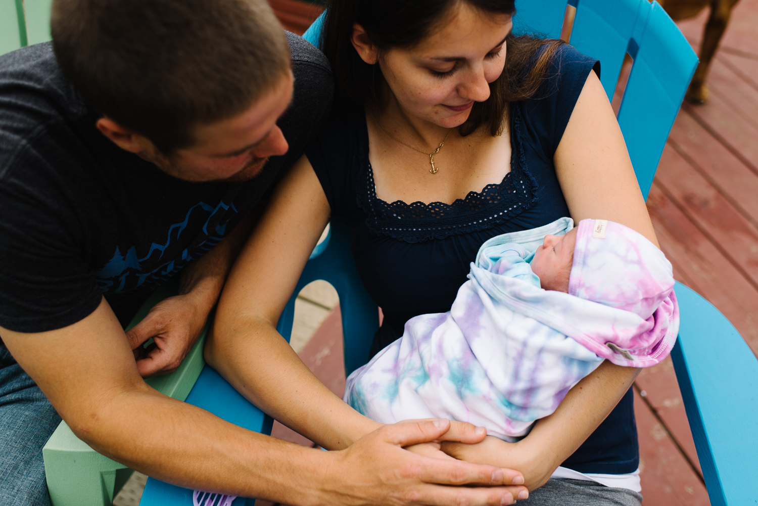 newborn-family-home-session-alaska_10.jpg