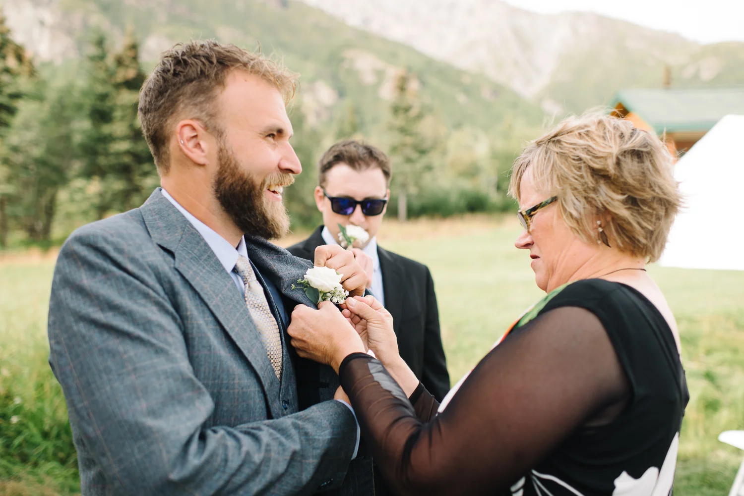 alaska-wedding-engagement-sheep-mountain-32.jpg