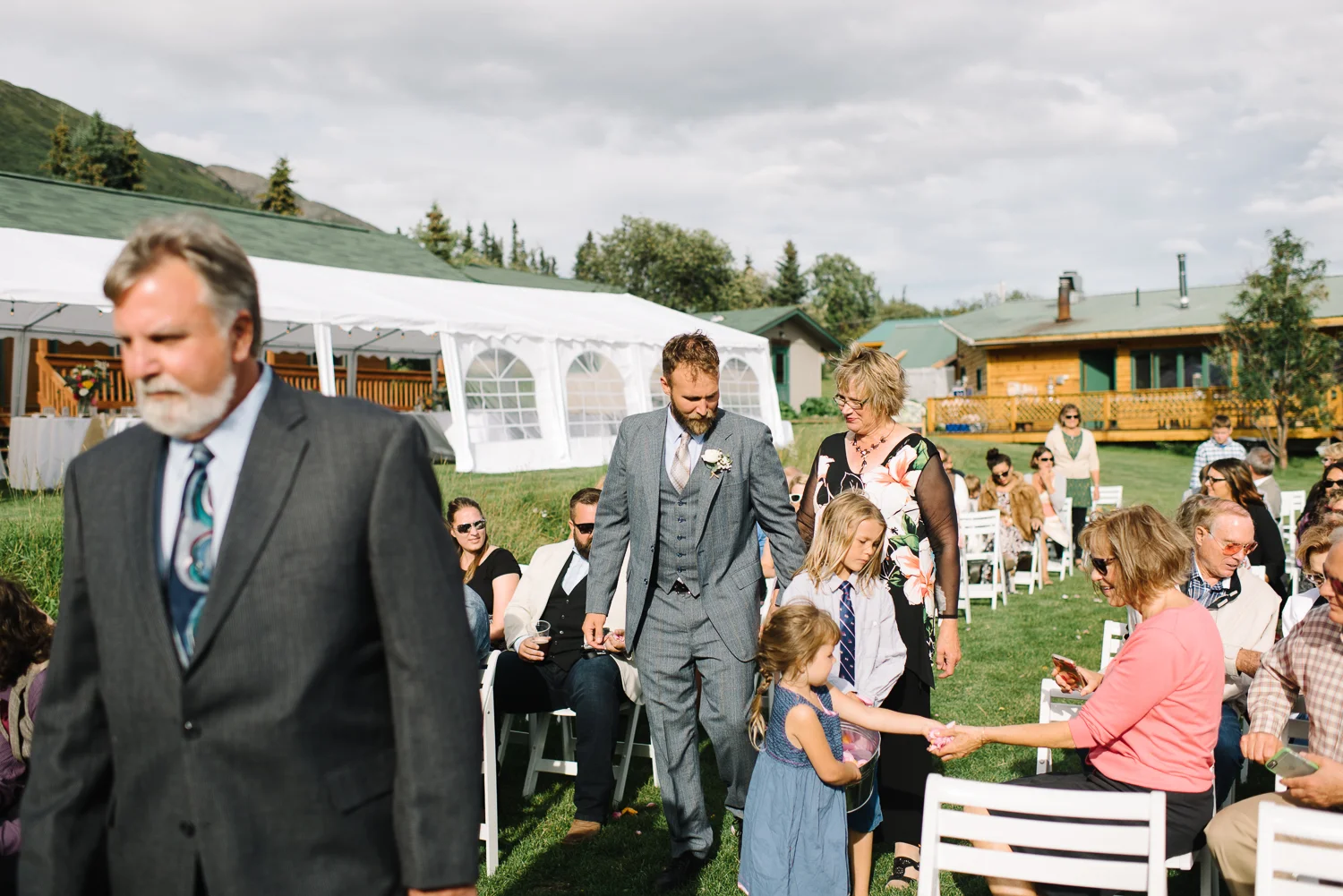 alaska-wedding-engagement-sheep-mountain-33.jpg