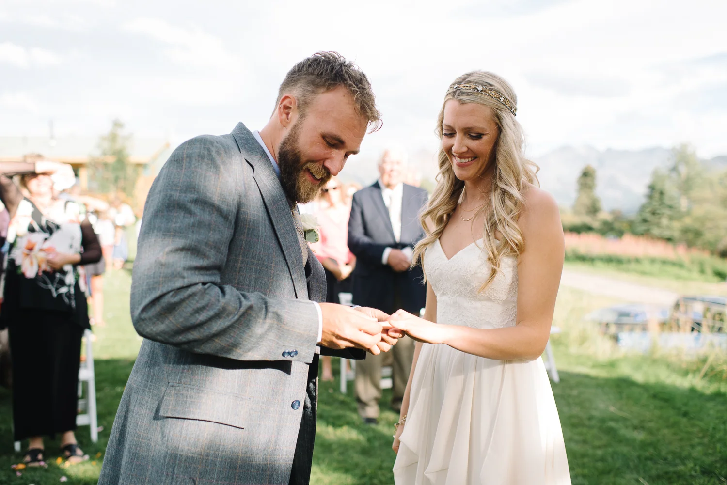 alaska-wedding-engagement-sheep-mountain-42.jpg