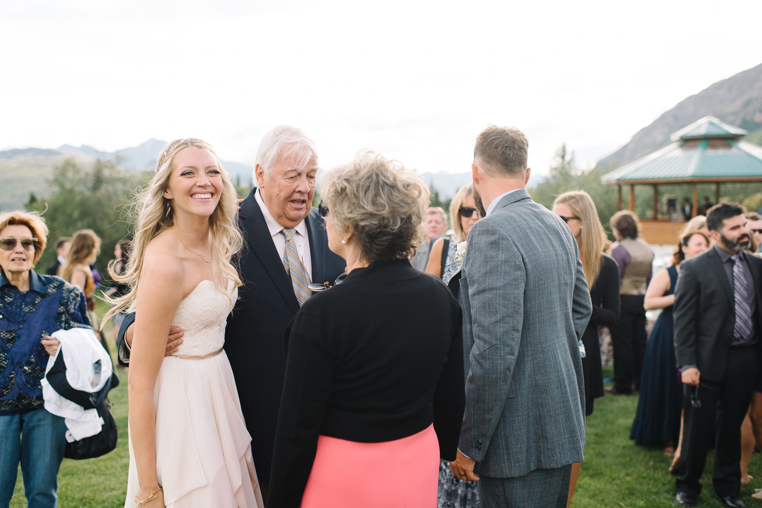 alaska-wedding-engagement-sheep-mountain-48.jpg