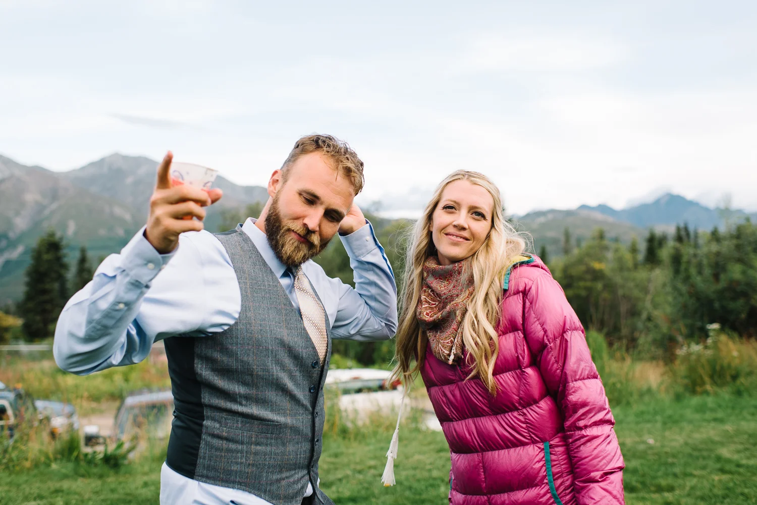 alaska-wedding-engagement-sheep-mountain-66.jpg