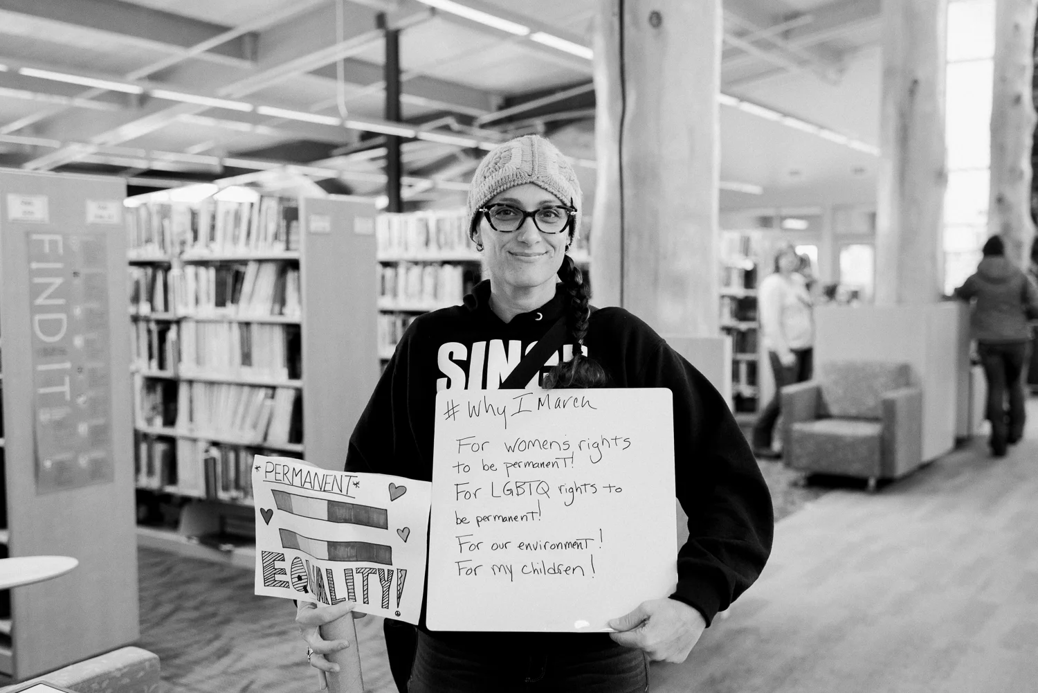 womens march-breanna peterson- kodiak alaska_0033.jpg