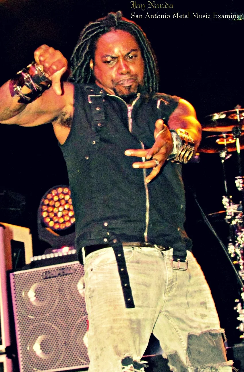 SEVENDUST 