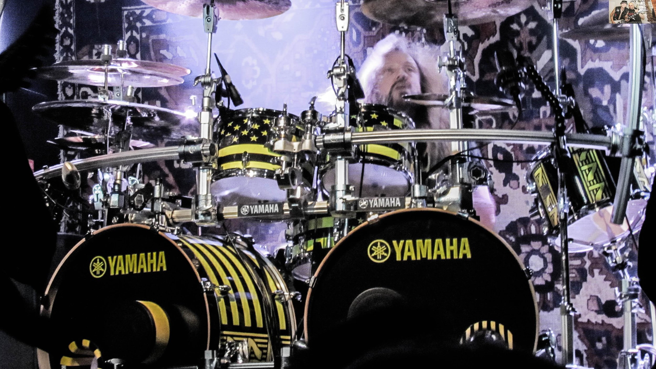  Robert Sweet spent 30 years playing his drums while facing the side of the stage but in recent years switched to the conventional view that allows him to see the crowd entirely. 