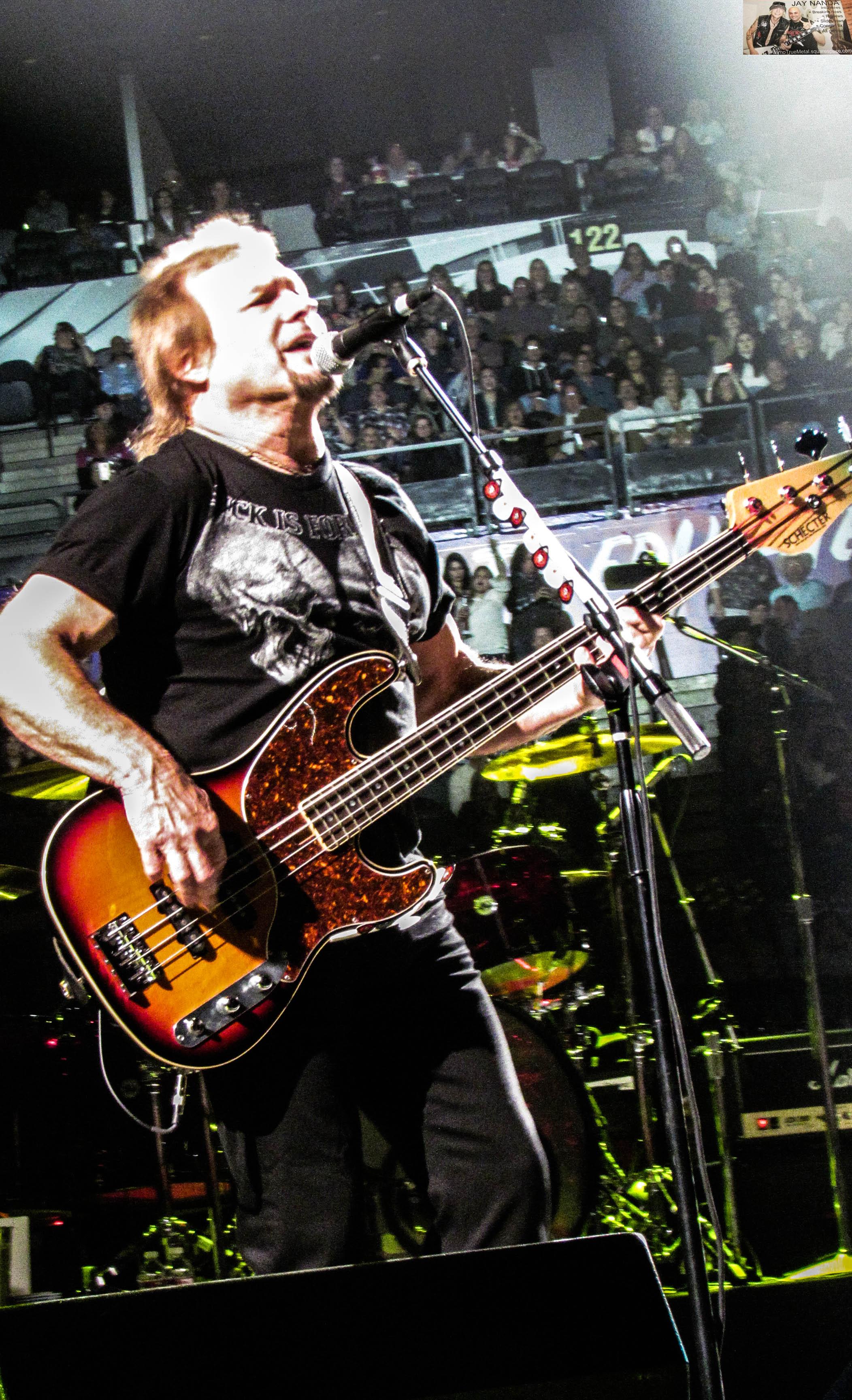 Sammy Hagar & The Circle 21.jpg