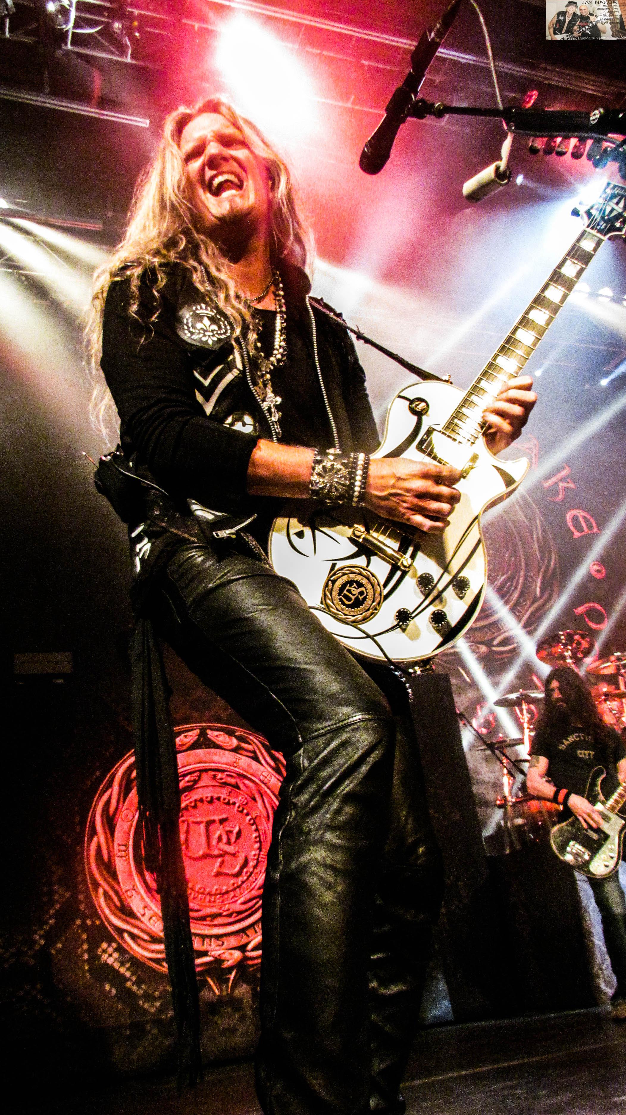 WHITESNAKE 