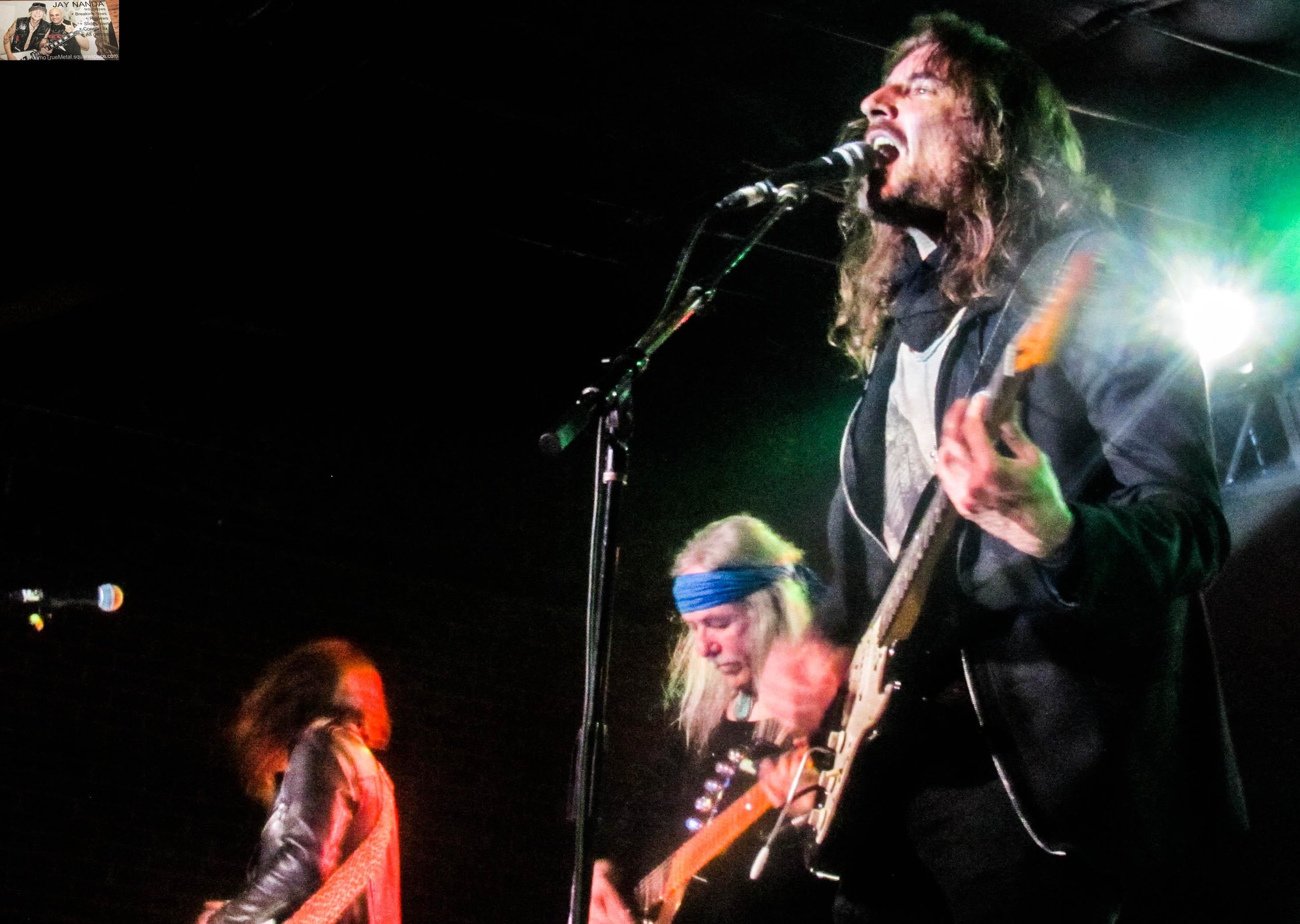 Singer/guitarist Niklas Turmann shined once again while providing the main voice to most of Roth’s tunes.