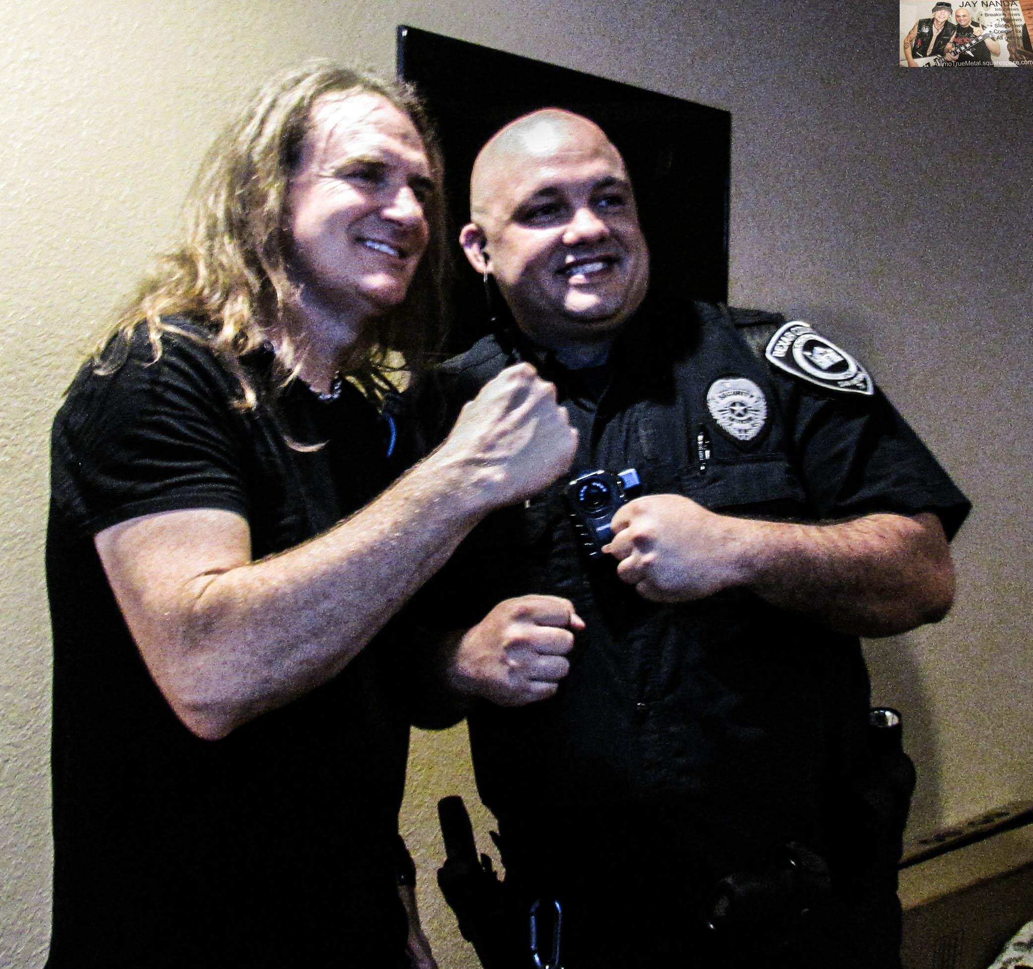  Even one of San Antonio’s finest couldn’t resist a photo-op with Ellefson in 2018 at Fitzgerald’s. 