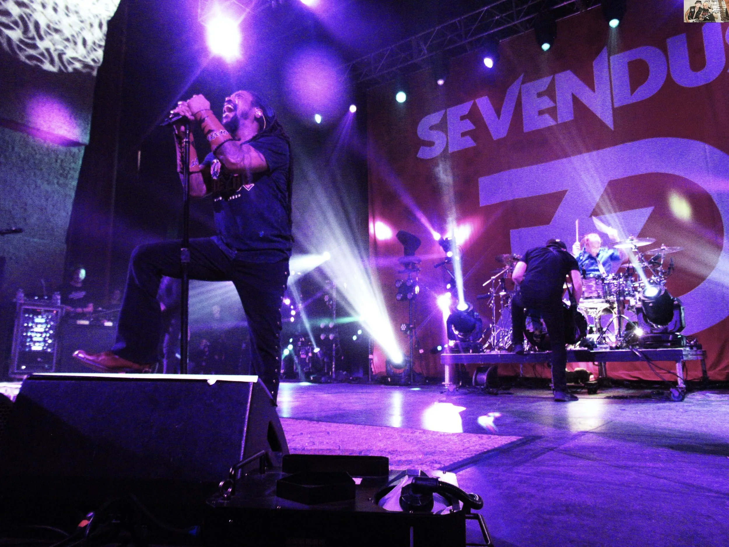 Sevendust honors 'Animosity'; Tetrarch makes its mark at Aztec