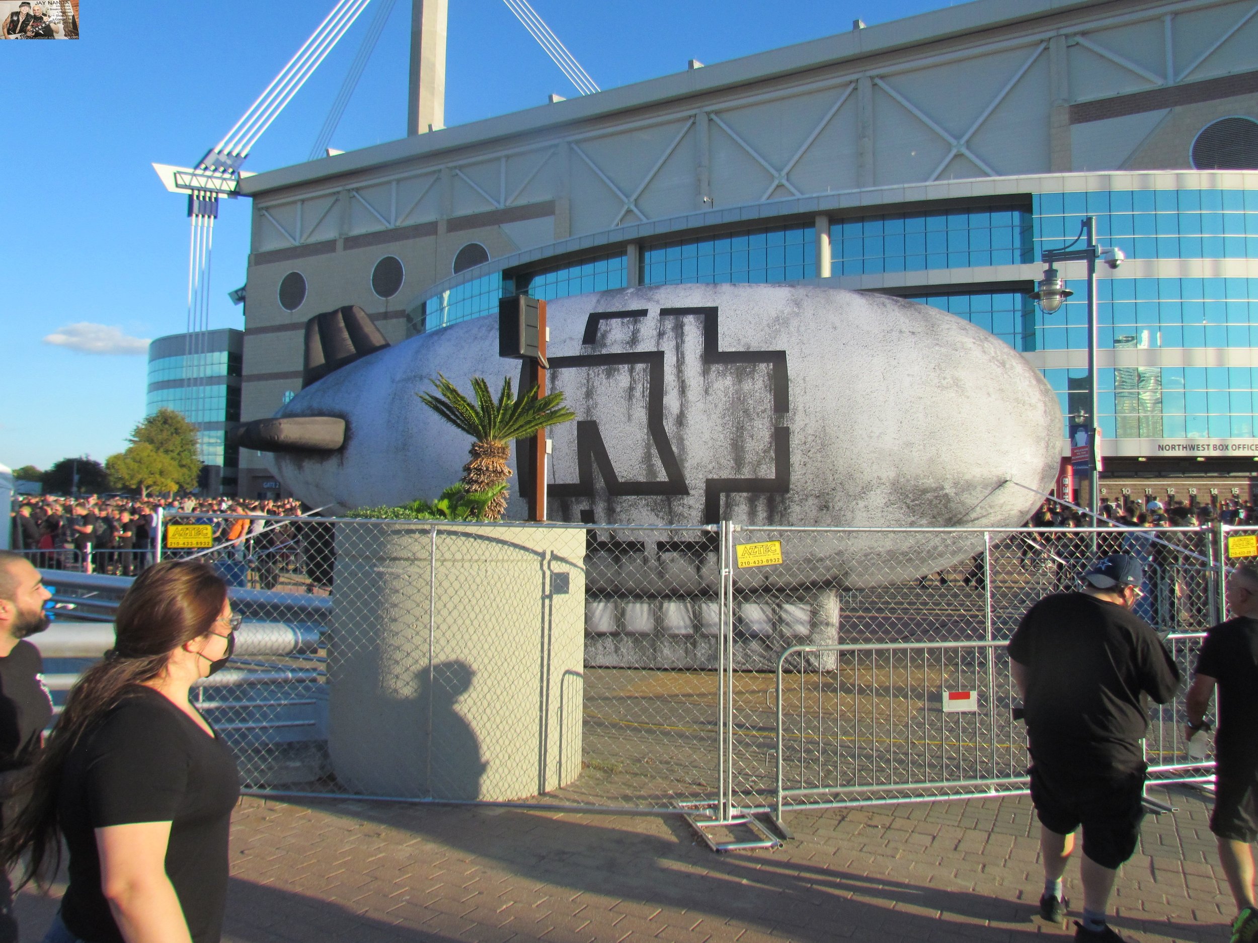  Some of the approximately 40,000 fans find a symbol of Rammstein’s latest album  Zeit  outside the dome upon their entrance.  
