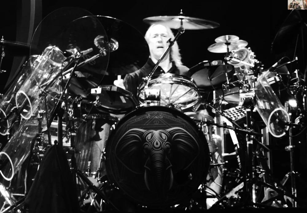  Carey owns drums that once belonged to former King Crimson backstopper Bill Bruford.  