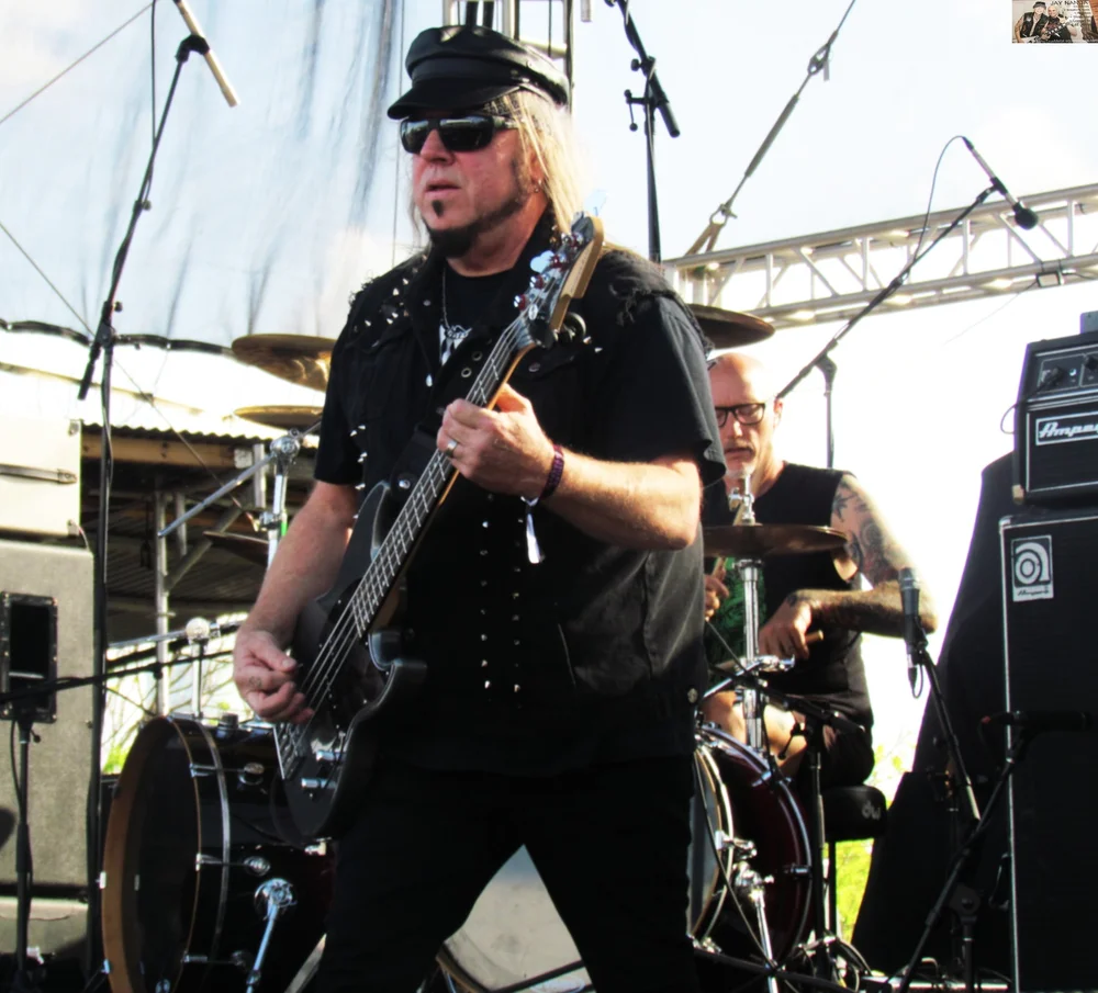  Van Stavern jams on “Upon Us the End.” 