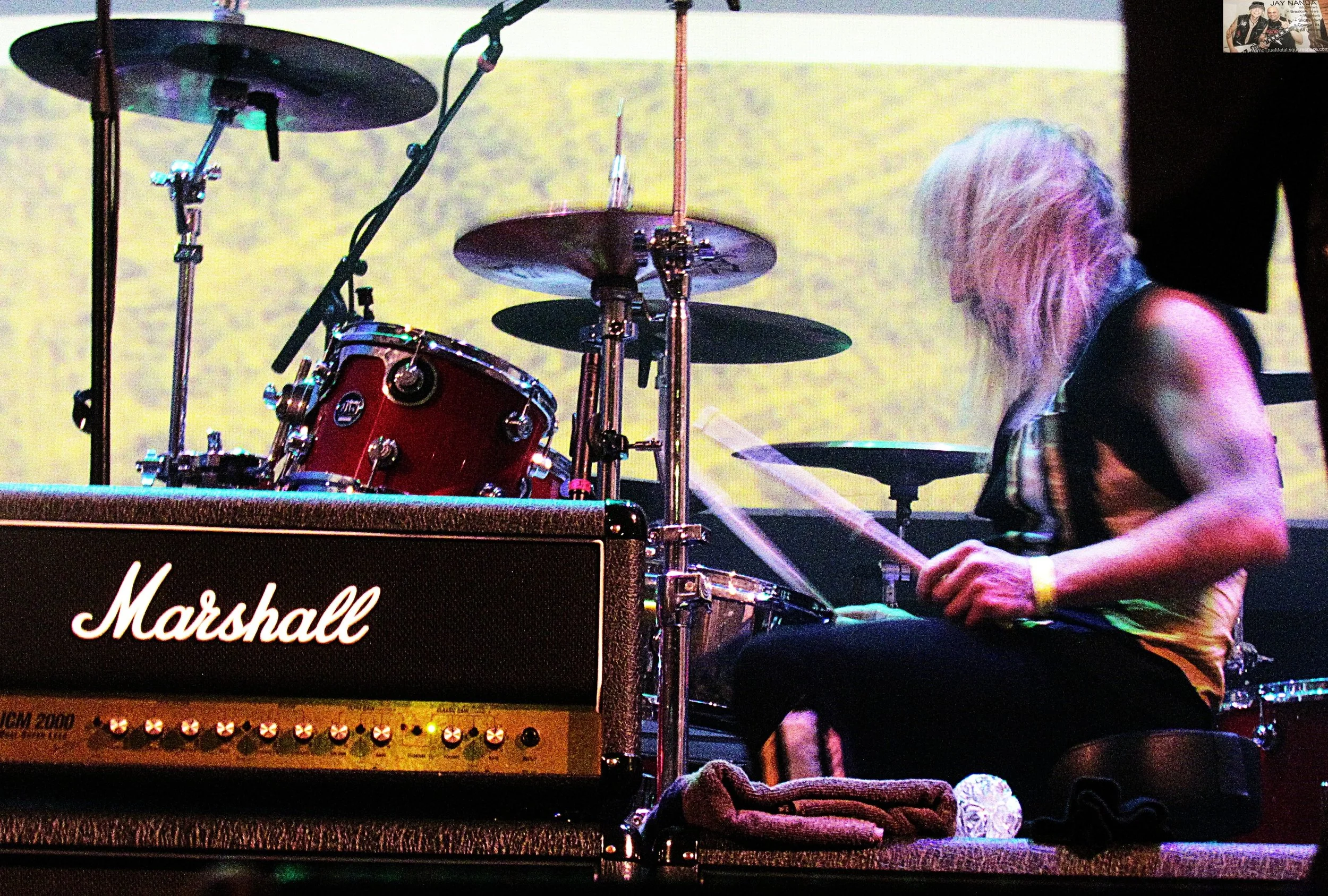STRYPER