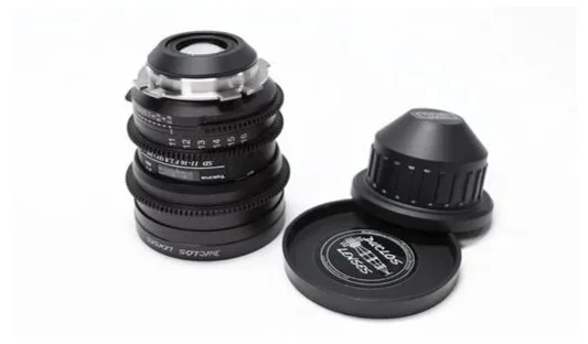 Duclos_11-16_Ultra_Wide_Lens.jpg