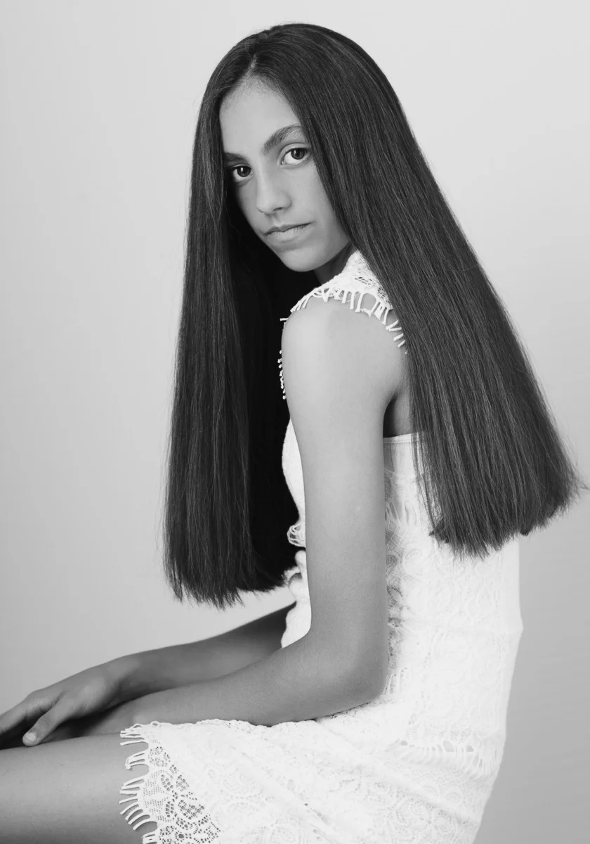 Tahlia BnW2- Analia Paino Photographer.jpg