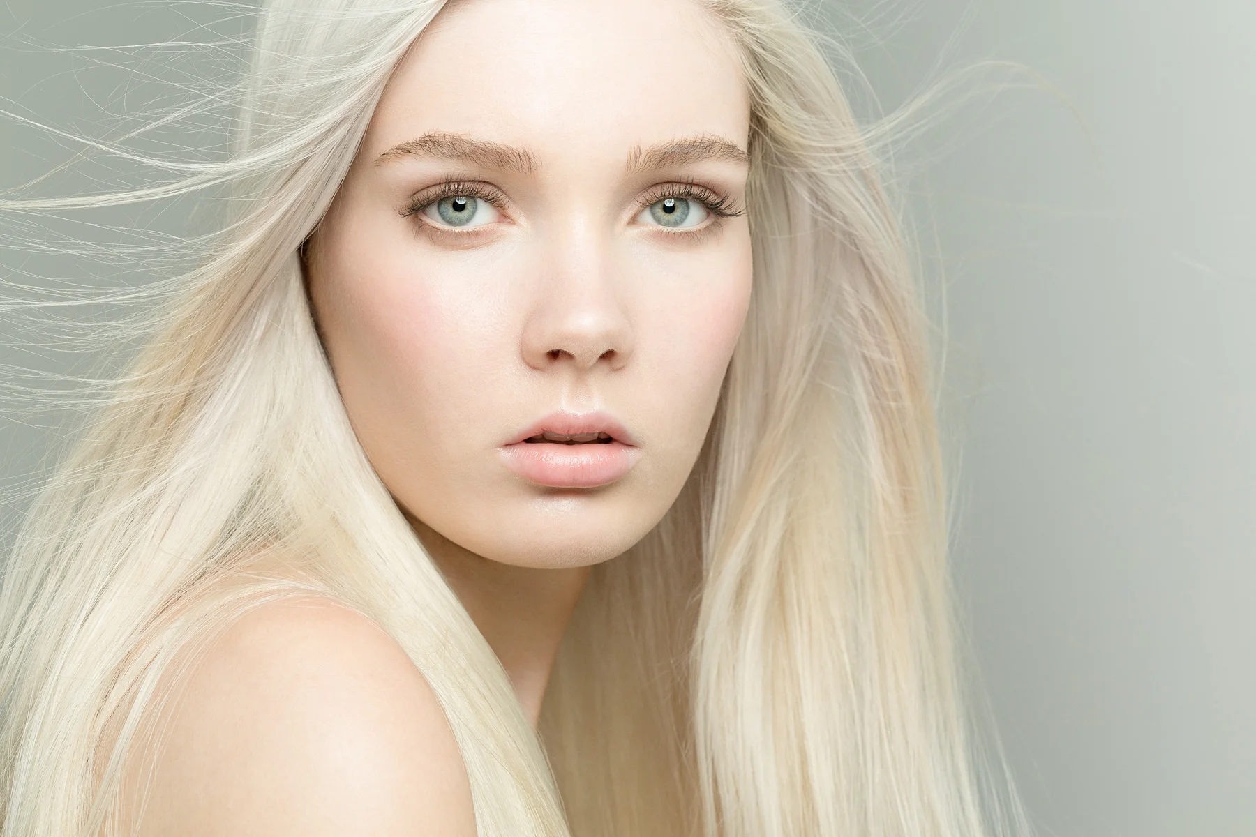Model Portfolio Portrait Elise2 Analia Paino Photographer.jpg